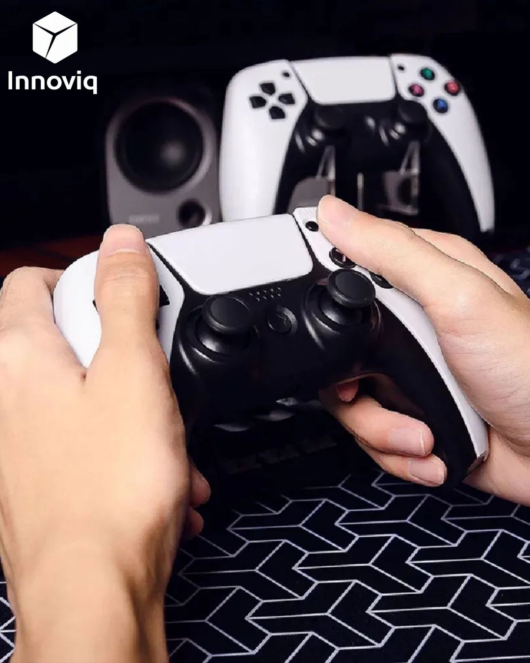 Game Stick Lite - Consola Retro Portátil 4K con +10,000 Juegos